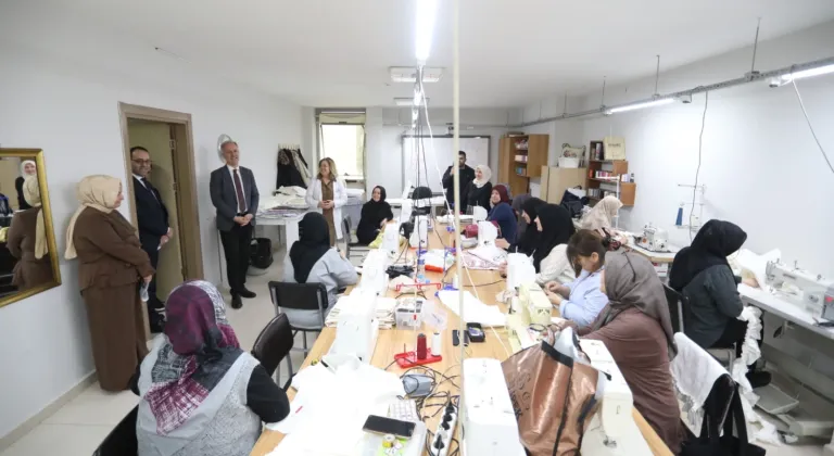 Bursa İnegöl'de Başkan Taban’dan İnesmek kursiyerlerine ziyaret