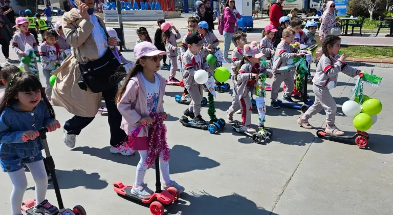 Bursa Mudanya’da miniklere 'scooter' şenliği