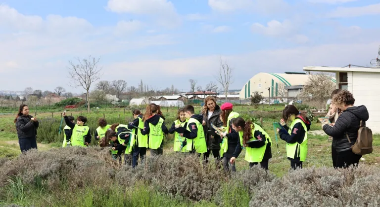 Bursa Nilüfer’de Bostan Kaşifleri tarımı deneyimledi