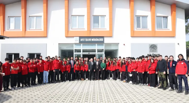 Bursa Nilüfer'de Deprem Simülasyon Merkezi 'eğitim mutfağı'na dönüştü