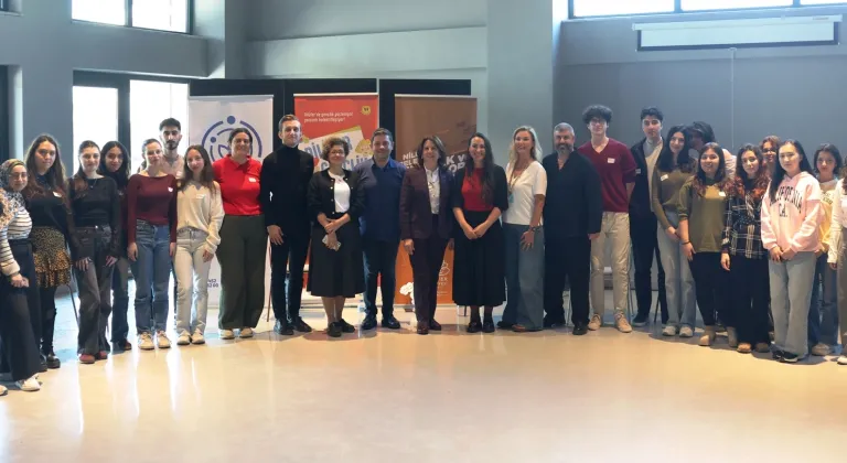 Bursa Nilüfer’de gençler 'ifade özgürlüğünü' konuştu