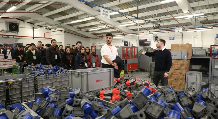 Bursa Osmangazi’de genç girişimciler üretim dünyasını tanıdı