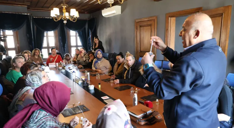 Bursa Osmangazi’de kadınlara üretim ve kazanç fırsatı