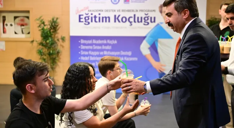 Bursa Yıldırım'da Başkan Yılmaz'dan gençlere sınav morali