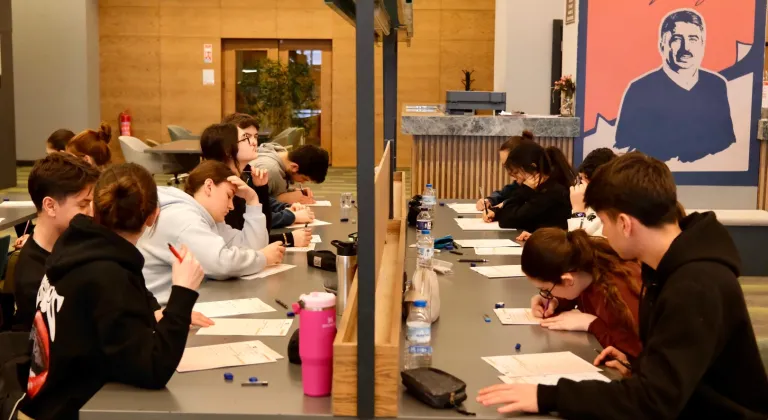 Bursa Yıldırım’dan öğrencilere sınav desteği