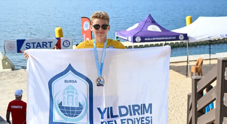 Bursa Yıldırımlı yüzücülere milli gurur