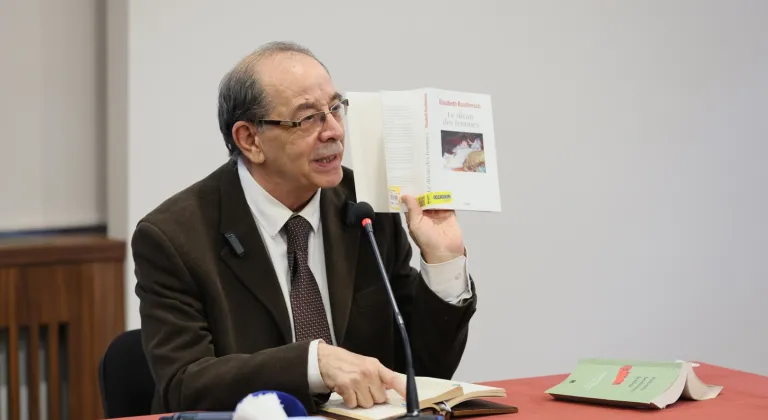 Bursa'da felsefe söyleşisine yoğun ilgi