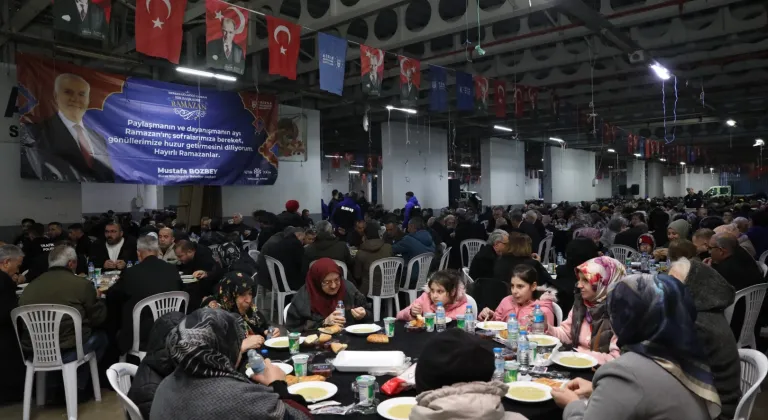 Bursa'da Gemlikliler Büyükşehir'in dayanışma sofrasında