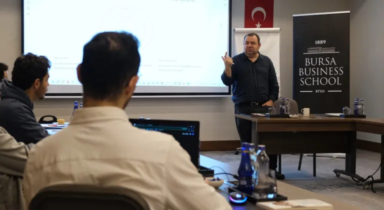 Bursa'da iş dünyasının dönüşümüne yön veriyor