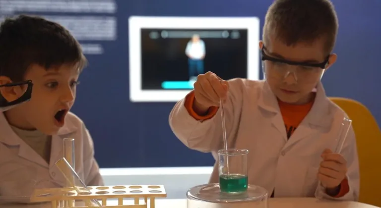 Bursa'da Molla Yegan Çocuk Üniversitesi’ne yoğun ilgi