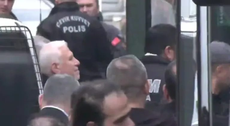 Bursa'da Mustafa Bozbey ve 57 şüpheli adliyede