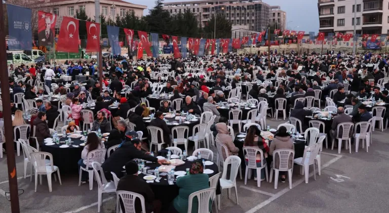 Bursa'da paylaşma bereketi Emek ve Alacahırka'da