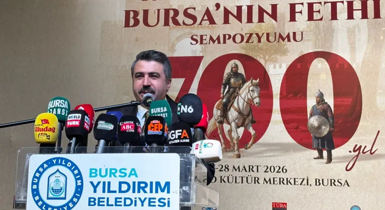 Bursa’nın fethinin 700. yılında anlamlı sempozyum... Bursa'nın tarihine ışık tutan sempozyum