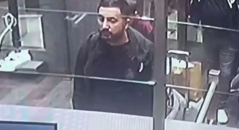 Büyükçekmece Adliyesi’ndeki soygun şüphelisi hakkında kırmızı bülten çıkarıldı