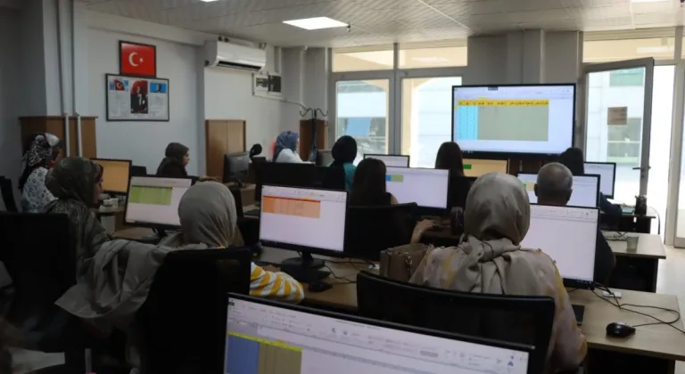 Büyükşehir, Bilgisayar Operatörlüğü Eğitimi Sunuyor
