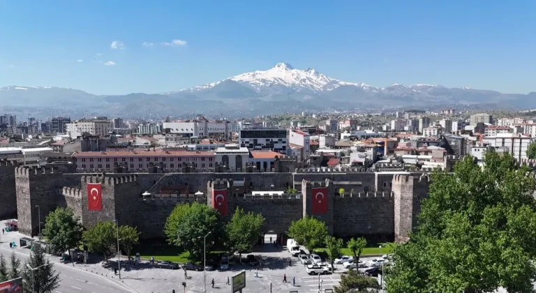 Büyükşehir Mülhem Kayseri Mutfağı'nı tanıttı