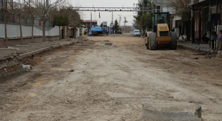 Büyükşehir, Suruç Mızar Caddesi’nde Asfalt İçin Hazırlık Yapıyor