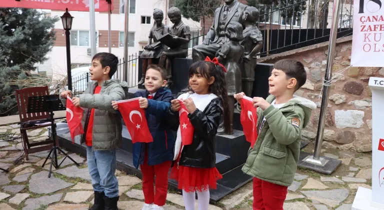 Çanakkale Zaferi’nin kahramanları İzmit’te anıldı