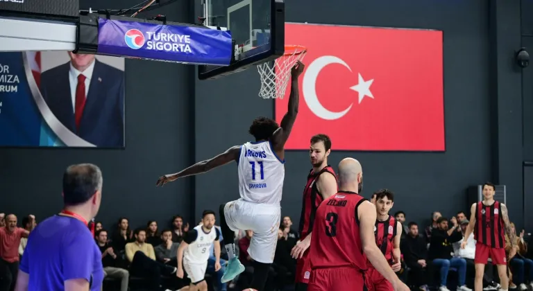 Çayırova potada son saniye basketiyle liderliği aldı