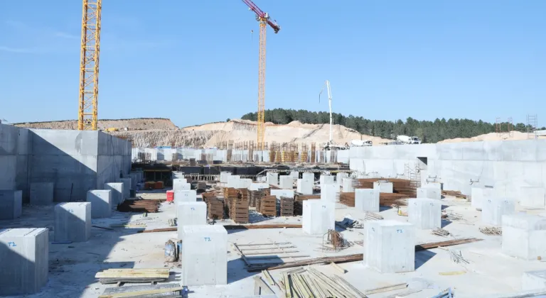 Çayırova'da hastane inşaatını GTÜ’lü öğrencilerden yakın mercek