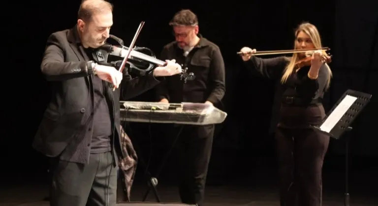 Çayırova’da keman dinletisi kulakların pasını sildi