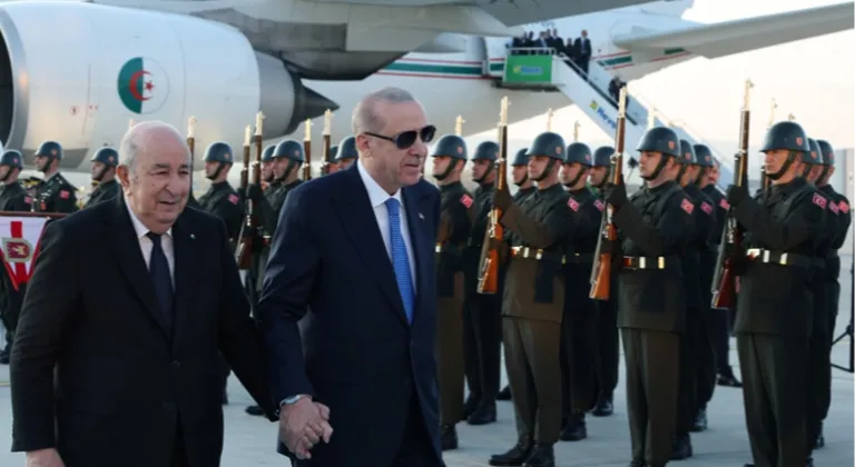 Cezayir Cumhurbaşkanı Tebbun Ankara'da
