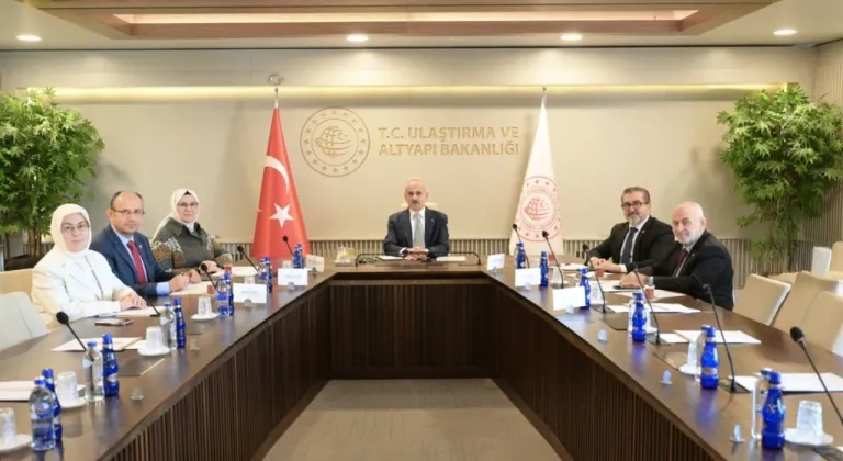 Çocukların Dijital Hakları Sosyal Medya'da Korunacak