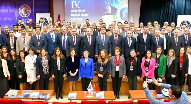ÇOMÜ’de 4. Araştırma Dekanlıkları Çalıştayı: Türkiye’nin Araştırma Ekosistemi Çanakkale’de buluştu