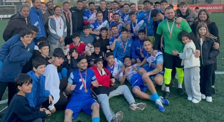 Çukurova Demirspor’dan tarihi başarı: Süper Amatör Lig’e yükseldi