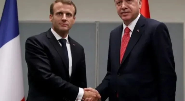Cumhurbaşkanı Erdoğan, Macron’la Bir Araya Geldi