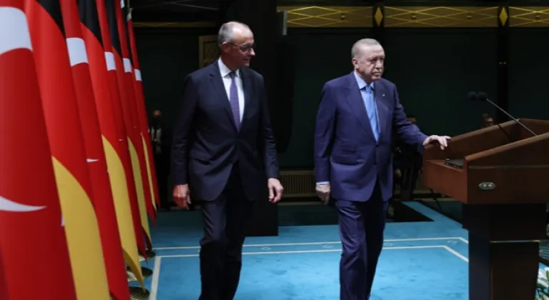 Cumhurbaşkanı Erdoğan, Merz ile İran’daki gelişmeleri görüştü