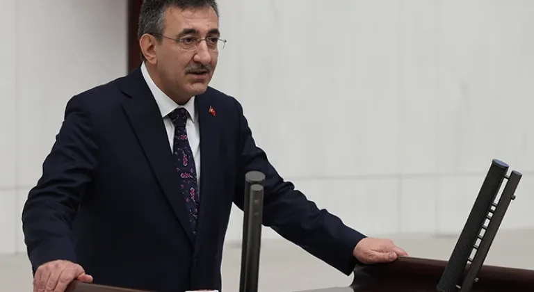 Cumhurbaşkanı Yardımcısı Cevdet Yılmaz'dan '5G' paylaşımı