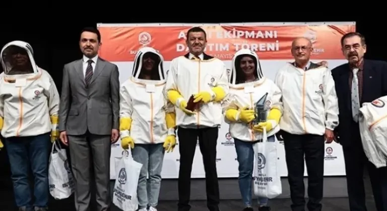 Denizli Büyükşehir’den Arıcılara Değer Katan Destek
