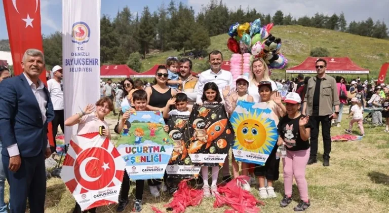 Denizli Büyükşehir’den çocuklara özel şenlik