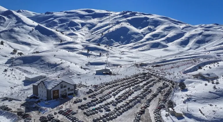Denizli Kayak Merkezi bölge turizmine damga vurdu