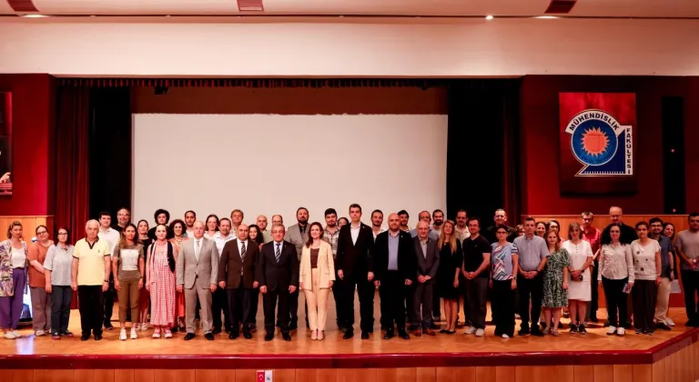DEÜ’de akademik dergiler ve yapay zekâ konuşuldu