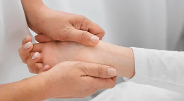 Dijital çağ el ve bilek sağlığını tehdit ediyor