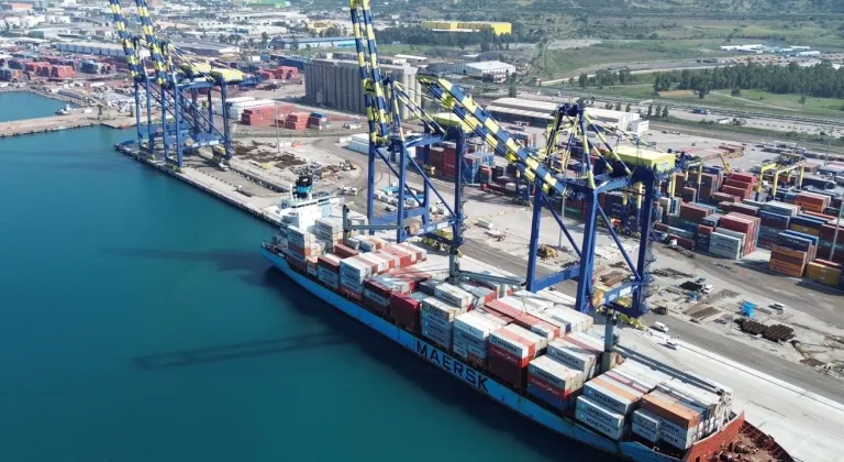 Dış Ticarette Daralma: Açık 5,6 Milyar Dolara Düştü!