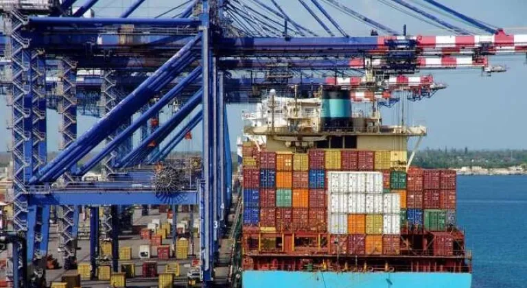 Dış ticarette ihracat birim değeri artarken miktar azaldı