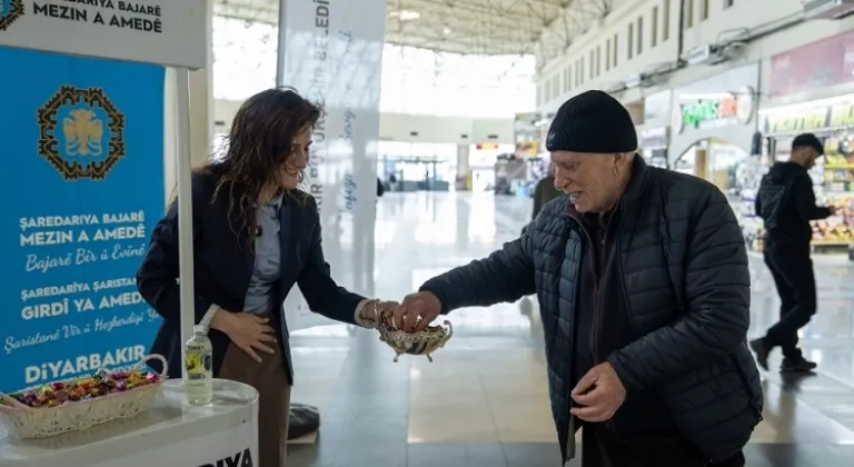 Diyarbakır Büyükşehir'den bayramda yurttaşlara ikram