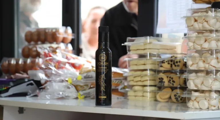 Dorlion Zeytinyağı Halk Et ve Halk Ekmek Raflarında Yerini Aldı