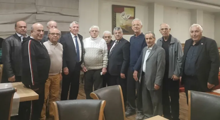 Ege Sen-Der’den Senirkentlileri buluşturan anlamlı etkinlik