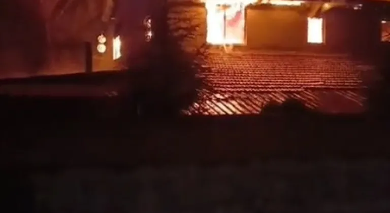 Eğlence merkezinde çıkan yangında öldü