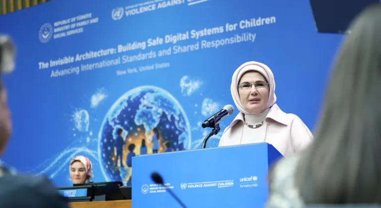 Emine Erdoğan’dan Çocukların Dijital Güvenliği İçin Küresel İş Birliği Çağrısı