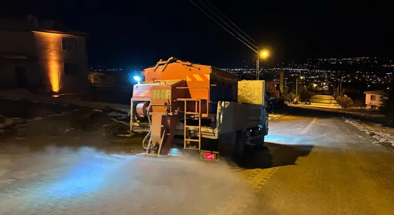Erbaa Belediyesinden tuzlama ve solüsyon çalışması