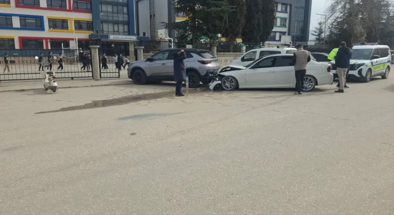 Erbaa'da kaza; şans eseri kimsenin burnu kanamadı