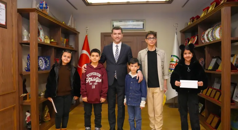 Erbaa’da ‘Resimle Anlat Aileyi Yaşat’ yarışmasında dereceye girenlere ödül