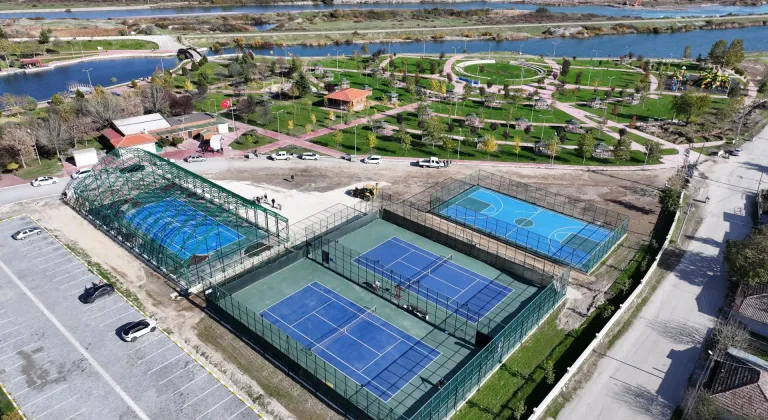 Erbaa’da spor sahalarının inşasında sona yaklaşıldı