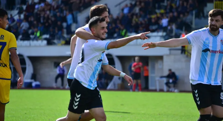 Erbaaspor Bucaspor maçı nefes kesti, yürekler ağızlara geldi