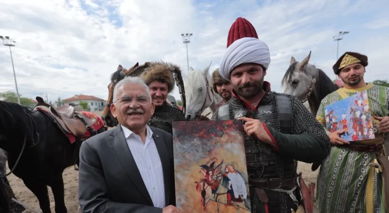 “Erciyes’in Gölgesinde Geleneksel Atlı Spor Gösterisi”ne büyük ilgi